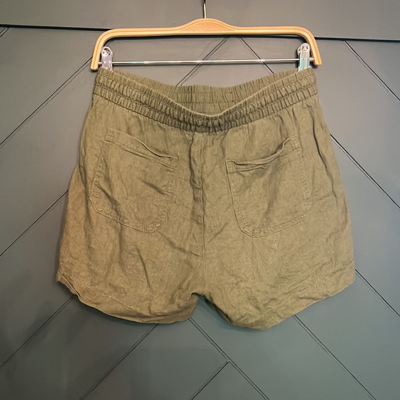 Old Navy shorts- dark green linen blend - Picture 2 of 3